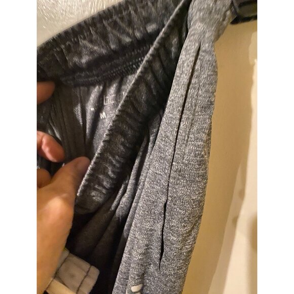 Youth size 10 to 12  Athletic Pants Lot Of 2 - Nike & Russell Athletic - Size M - Picture 3 of 8